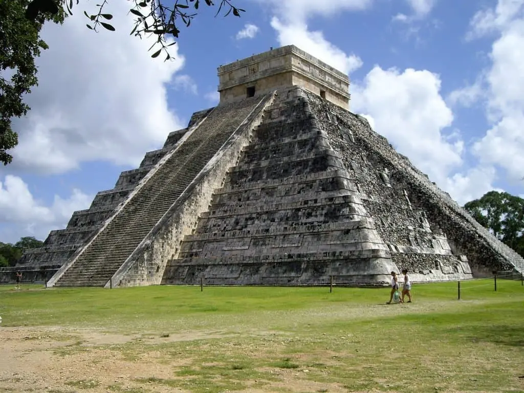 Mayan temples in mexico