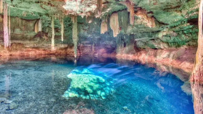 300 Travel Agencies Want to Sell Bacalar — What the Demand Means for Southern Quintana Roo